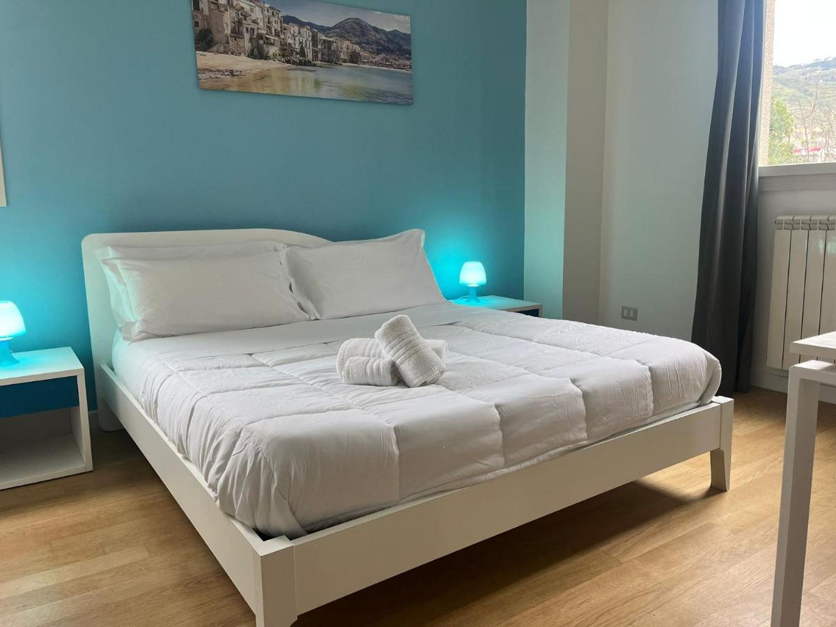Horizon Suites Чефалу Екстер'єр фото